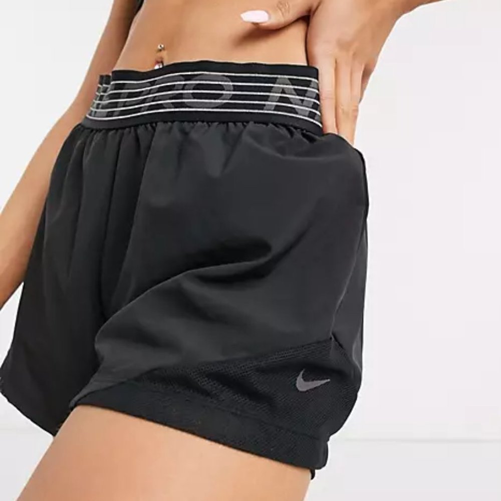Nike Training Pro 2 in 1 Black Woven Mesh Shorts - Size Small